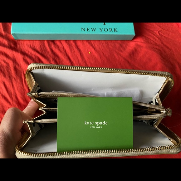 Kate Spade Metallic wallet. Never used. NWT. - Picture 4 of 5